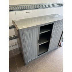 Roldeurkast 105h x 120br x 43d